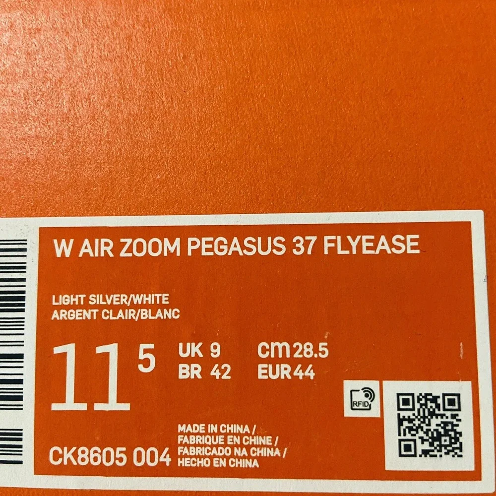 Nike Air Zoom Pegasus 37 FlyEase Women's Size 11.5 Men's 10 Grey